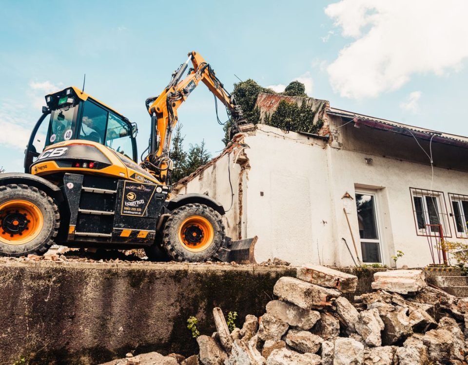 casa Firma demolari Maramures si Baia Mare
